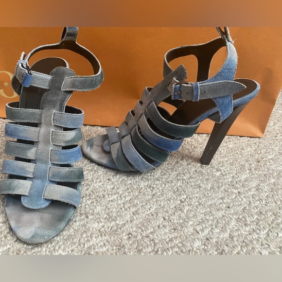 Tie dye/Multi colour Suede heels. Gorgeous! - Picture 2 of 5